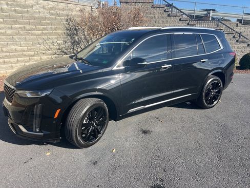 Used 2023 Cadillac XT6 Premium Luxury w/ Technology Package image 29