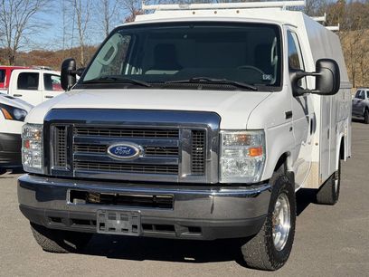 Used 2016 Ford E-350 and Econoline 350 Super Duty w/ Power Windows & Locks Group