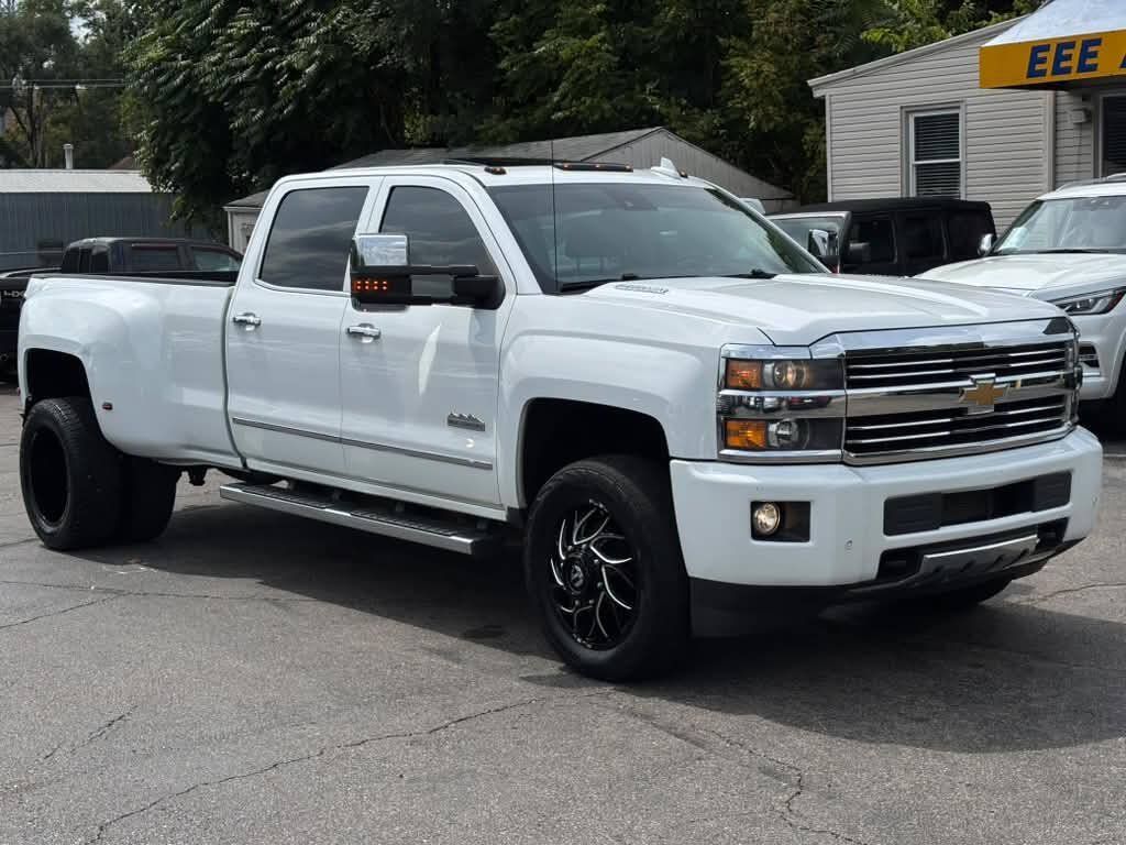 Used 2015 Chevrolet Silverado 3500 High Country w/ Duramax Plus Package AWD/4WD image 2