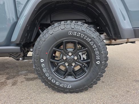 New 2026 Jeep Gladiator Sport image 31