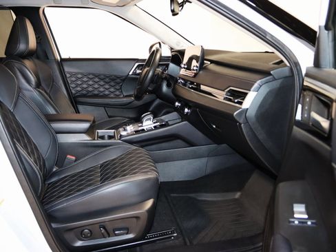 Used 2023 Mitsubishi Outlander SEL image 60