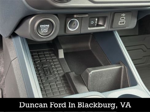 New 2025 Ford Maverick Lariat w/ Black Appearance Package AWD/4WD image 28