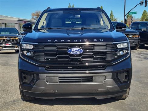 Used 2025 Ford Expedition Max Active image 10