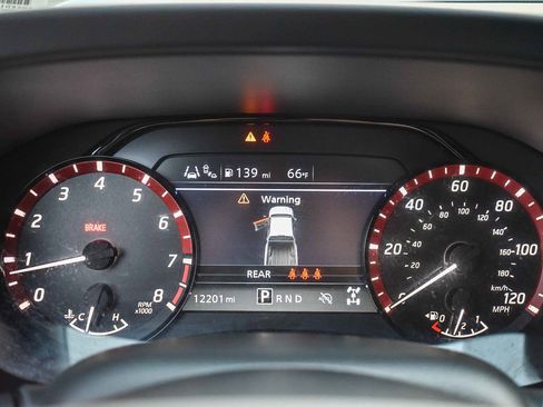 Used 2025 Nissan Frontier PRO-4X image 21