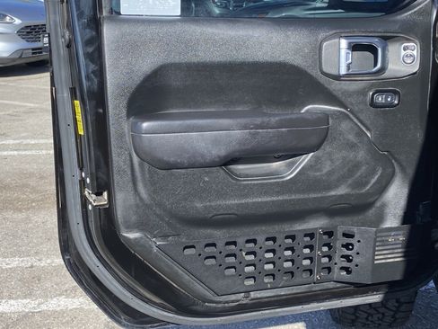 Used 2021 Jeep Gladiator Rubicon AWD/4WD image 20