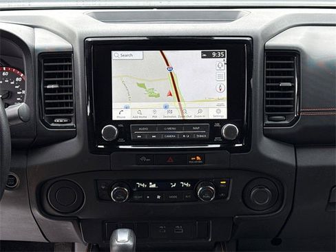 Certified 2024 Nissan Frontier Pro-X image 32
