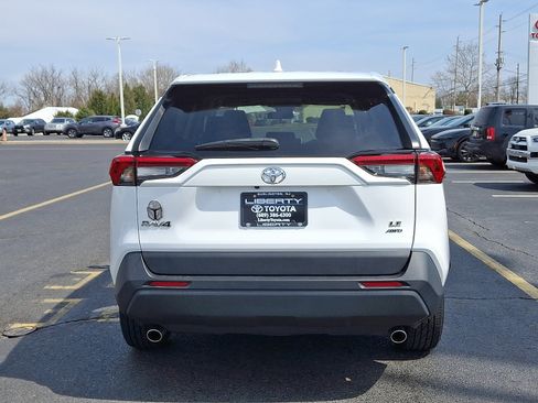 Used 2023 Toyota RAV4 LE image 5