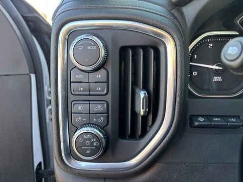 Used 2023 GMC Sierra 2500 Denali w/ Denali Ultimate Package image 18