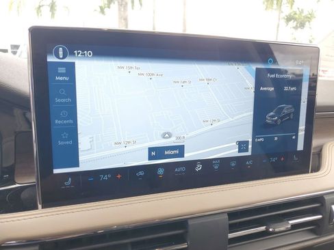 Used 2024 Lincoln Corsair Reserve image 21