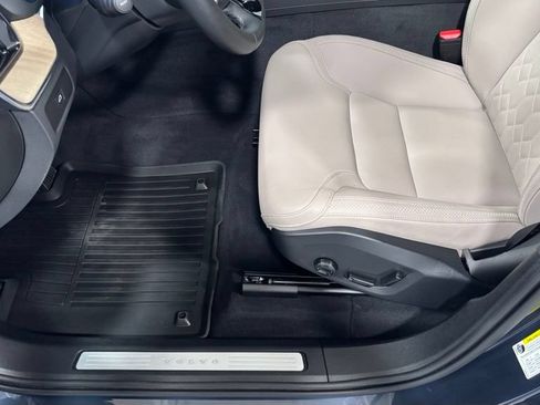 Certified 2026 Volvo XC60 B5 Plus AWD/4WD image 11