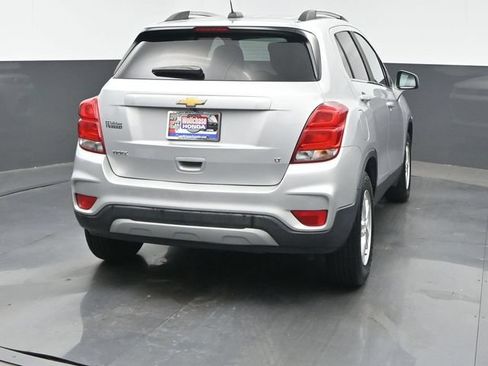 Used 2020 Chevrolet Trax LT FWD image 5