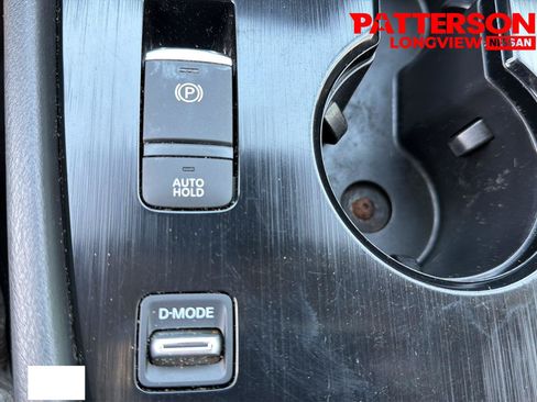Used 2023 Nissan Rogue SV FWD image 9