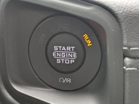 New 2025 Jeep Wrangler Sahara image 24