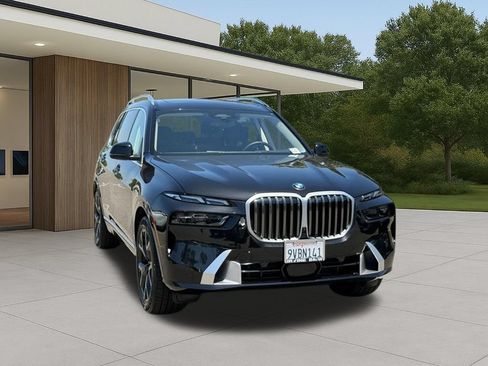 Used 2026 BMW X7 xDrive40i w/ Premium Package AWD/4WD image 5