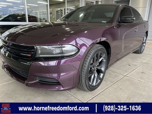 Used 2022 Dodge Charger SXT w/ Blacktop Package RWD image 1