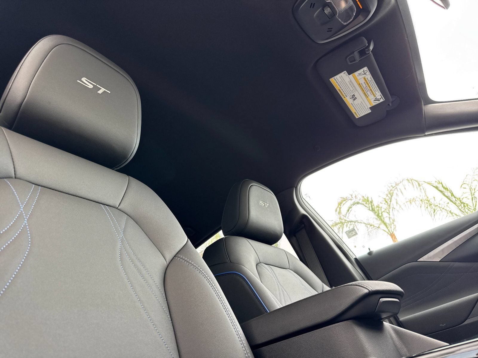 New 2026 Buick Envista Sport Touring w/ Convenience I Package FWD image 17