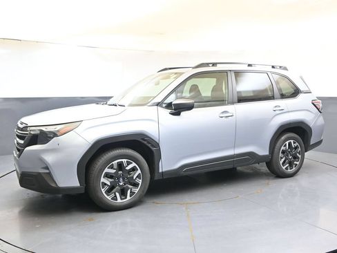 Certified 2025 Subaru Forester Premium AWD/4WD image 2