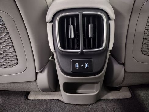 New 2025 Hyundai Ioniq 6 SEL image 33