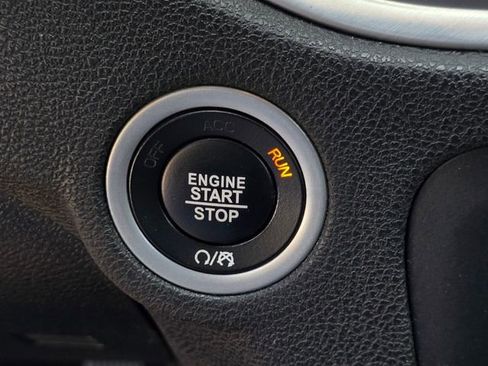 Used 2022 Dodge Charger SXT image 14