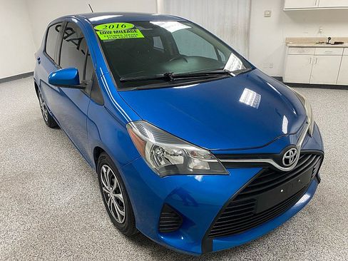 Used 2016 Toyota Yaris L image 3