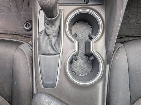 Used 2021 Toyota Camry LE FWD image 13