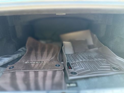 Used 2018 Lexus LS 500 w/ Interior Upgrade Package image 20