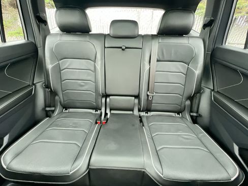 Used 2022 Volkswagen Tiguan SEL R-Line AWD/4WD image 23