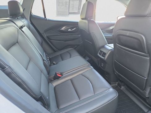 Used 2022 GMC Terrain SLT image 20