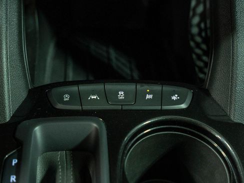 Certified 2023 Chevrolet TrailBlazer LT w/ Convenience Package FWD image 45