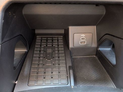 Used 2024 Ford Ranger XLT w/ Technology Package image 24