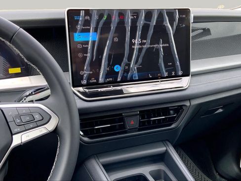 New 2026 Volkswagen Tiguan SE AWD/4WD image 6