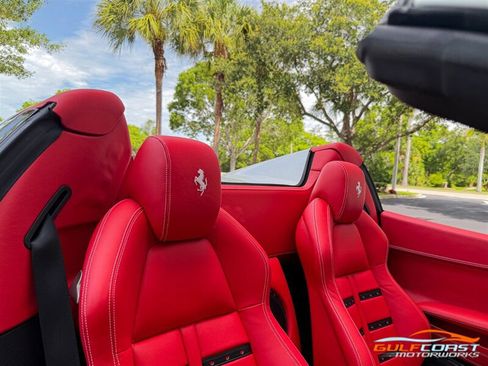 Used 2014 Ferrari 458 Spider RWD image 30