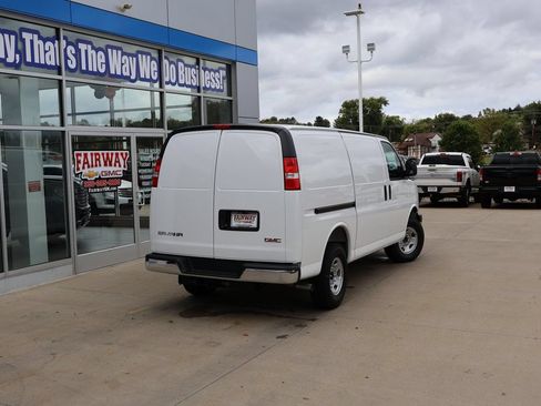 New 2025 GMC Savana 2500 w/ Enhanced Convenience Package RWD image 37