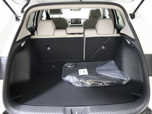 New 2026 Honda HR-V EX-L image 17