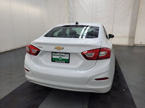 Used 2018 Chevrolet Cruze LS FWD image 7