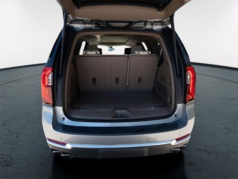 New 2026 GMC Yukon Denali w/ Denali Reserve Package image 29