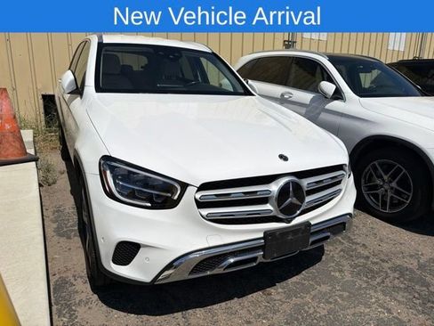 Used 2021 Mercedes-Benz GLC 300 4MATIC image 2