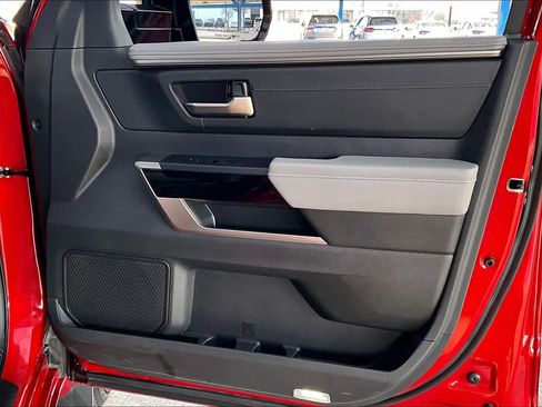 Used 2024 Toyota Tundra Limited image 23