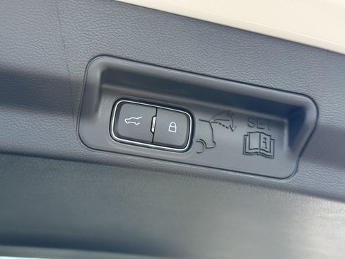 New 2026 Ford Explorer Active w/ Active Comfort Package RWD image 9
