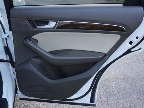 Used 2017 Audi Q5 2.0T Premium image 27