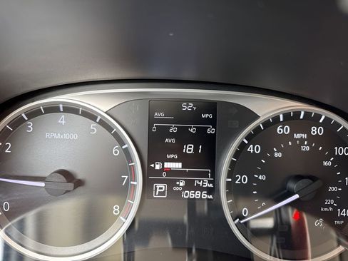 Used 2023 Nissan Kicks S image 21