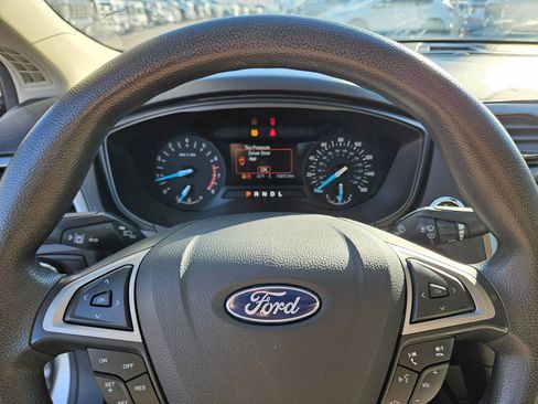 Used 2020 Ford Fusion S image 20