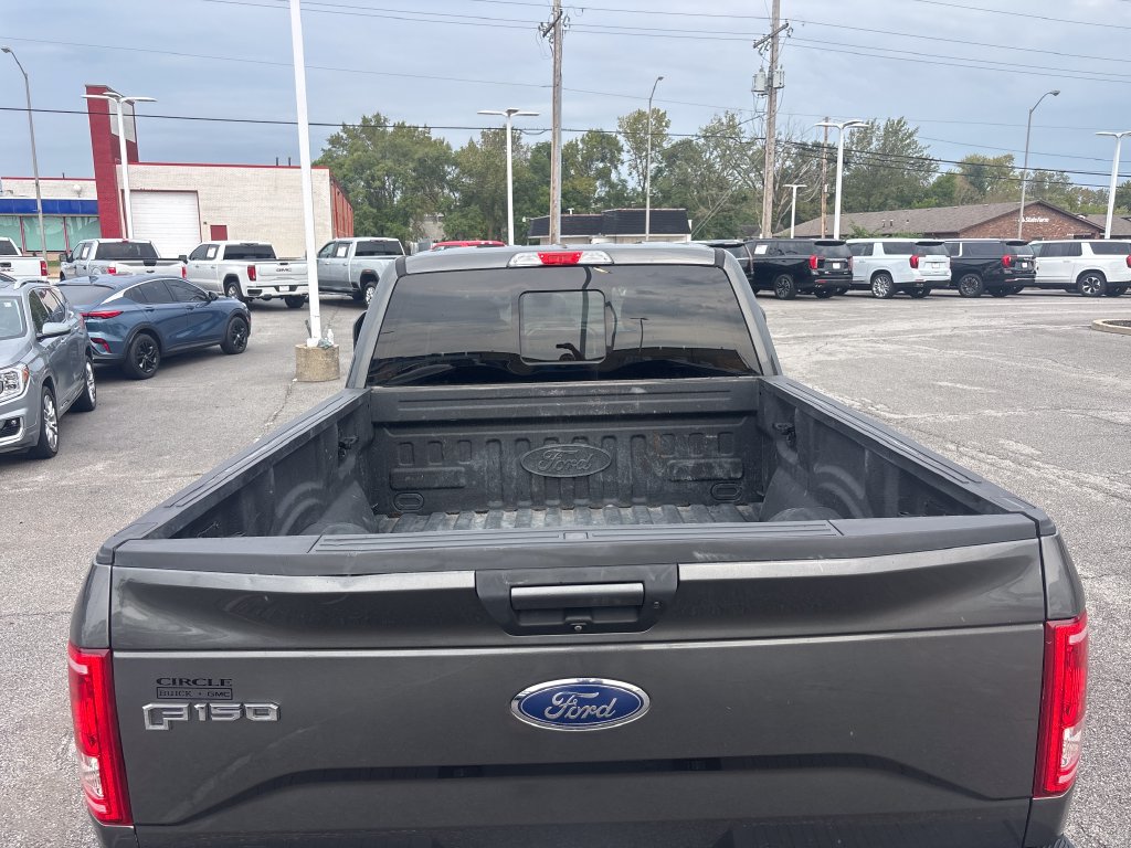 Used 2017 Ford F150 XLT w/ Equipment Group 302A Luxury AWD/4WD image 28