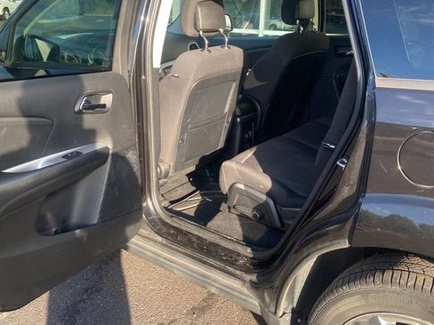 Used 2012 Dodge Journey Crew w/ Flexible Seating Group image 10