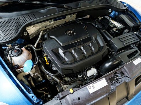 Used 2018 Volkswagen Beetle 2.0T S image 17