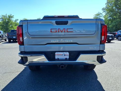 Used 2024 GMC Sierra 1500 SLT RWD image 18