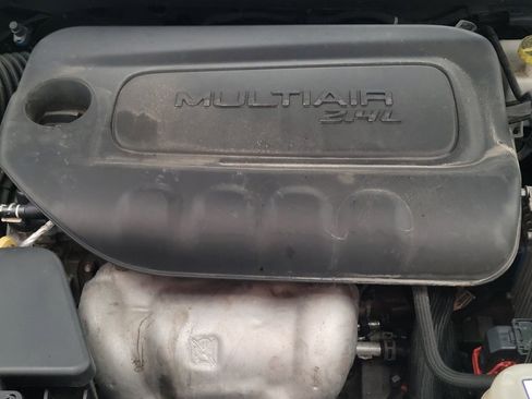 Used 2019 Jeep Cherokee Limited image 30