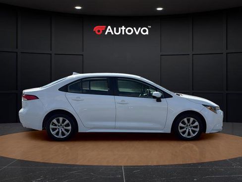 Used 2023 Toyota Corolla LE FWD image 6