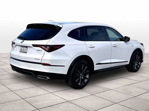 Used 2025 Acura MDX A-Spec AWD/4WD image 14
