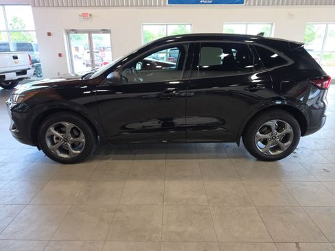 Used 2023 Ford Escape ST-Line w/ Tech Pack #1 AWD/4WD image 12